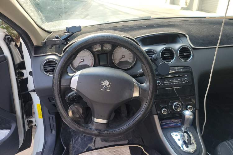 Used Peugeot 408 2013 2.0L Automatic Luxury Edition
