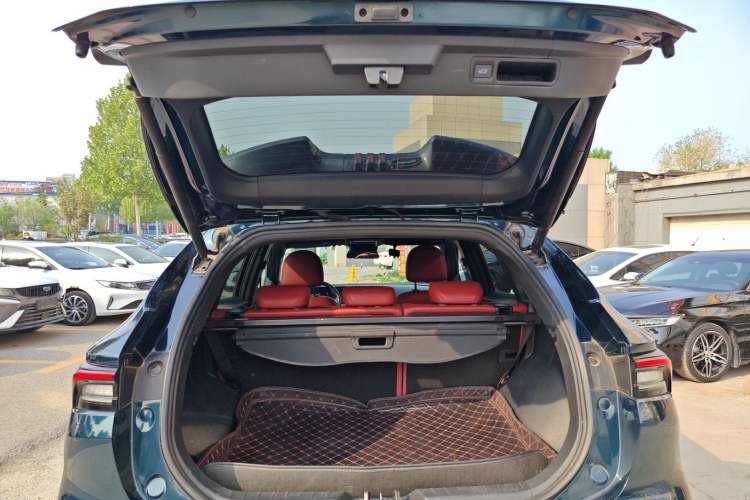 Used FORTHING T5 EVO 2021 1.5TD DCT Starry Edition Trunk