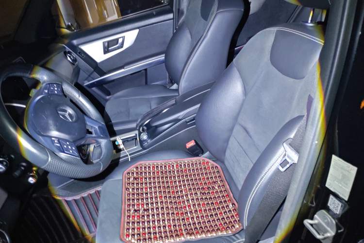 Used Mercedes-Benz GLK-Class 2015 GLK 260 4MATIC Dynamic Edition Ultimate Version Left Front Seat