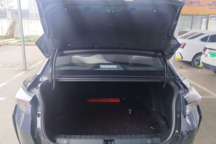 Used Dongfeng Aeolus Yixuan 2020 230T Automatic Cool Edition Trunk