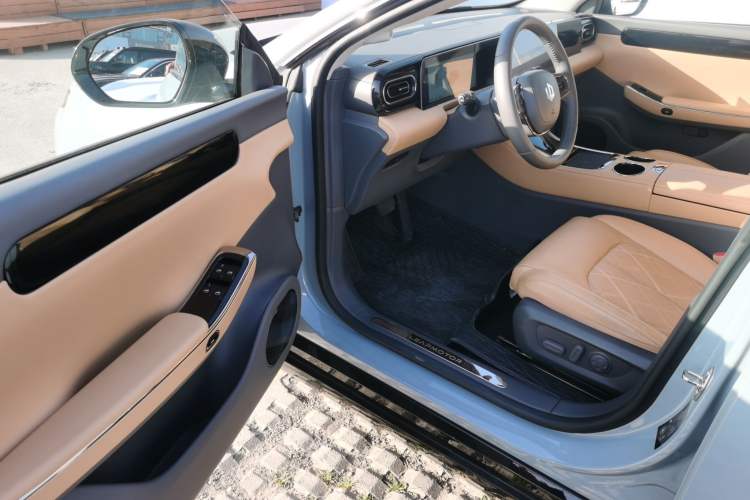 Used Leapmotor C01 2024 Range-Extended 316 Deluxe Edition
