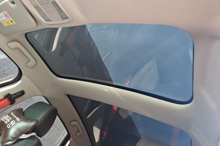 Used JMEV GSE 2021 450km Range Shining Luxury GT Edition Headliner