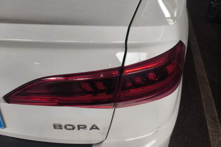 Used Volkswagen Bora 2023 1.5L Automatic Changer Limited Edition Exterior 3