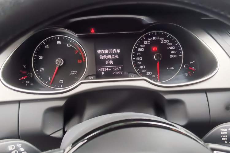 Used Audi A4L 2015 35 TFSI Automatic Standard Model Instrument Cluster