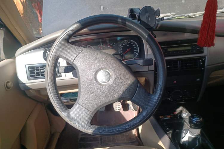 Used Volkswagen Santana Vista 2008 1.8L Manual Sishang Model