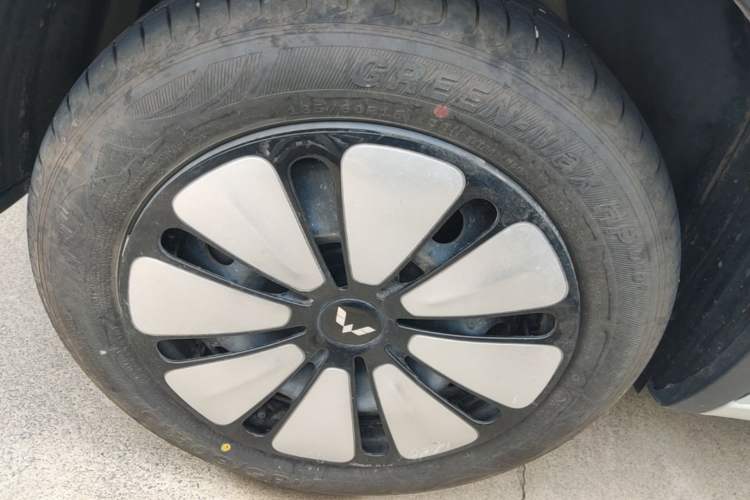 Used Wuling Bingo 2024 333 km Enjoyment Version Right Rear Wheel Hub