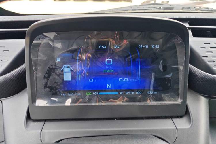 Used REACH MINI Truck 2025 Model 150 km Van—Aggressive Edition
