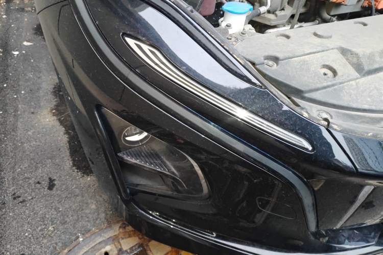 Used Hongqi E-QM5 2022 431 km Charge & Enjoy Edition
