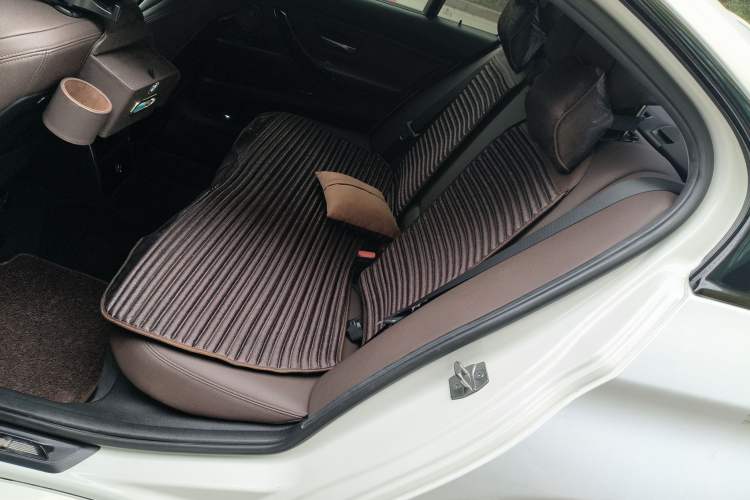 Used BMW 3 Series 2019 320Li Fashion Model Interior 4