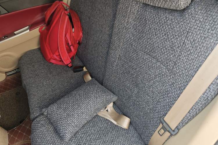 Used Brilliance H330 2013 1.5L Manual Luxury Model Left Rear Seat