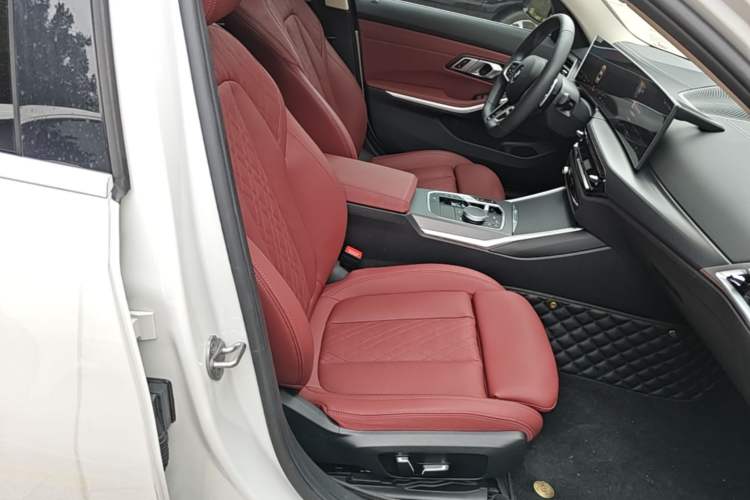 Used BMW 3 Series 2025 325i M Sport Package
