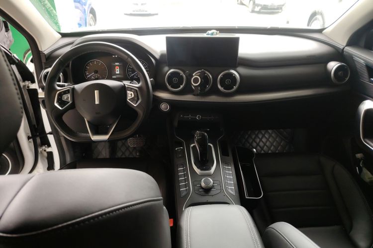 Used Wey VV5 2020 1.5T Two-Wheel Drive Color Pioneer