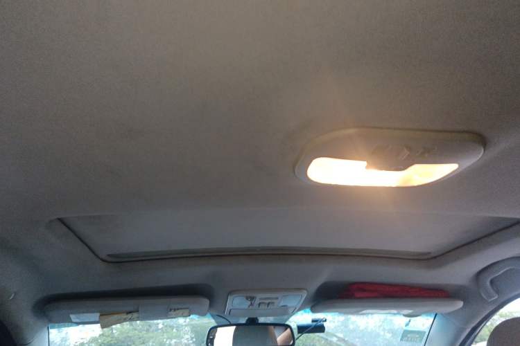 Used JAC Group Heyue 2014 1.5L Manual Luxury Version China IV Standard Headliner