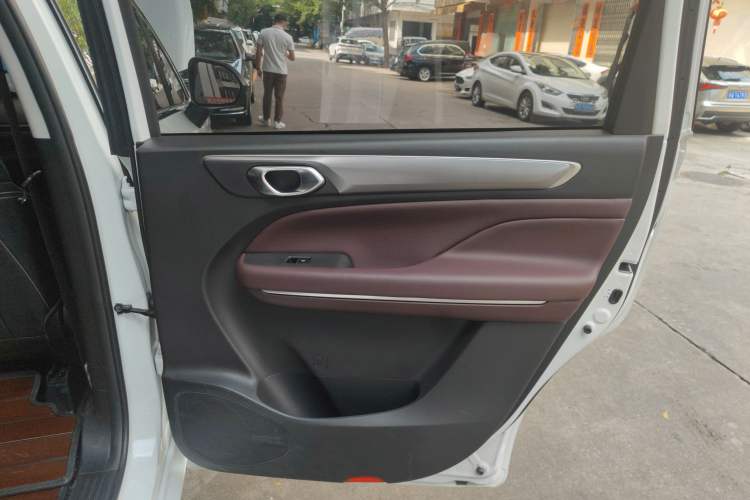 Used GAC Trumpchi M6 2023 PRO 270T DCT Luxury Edition