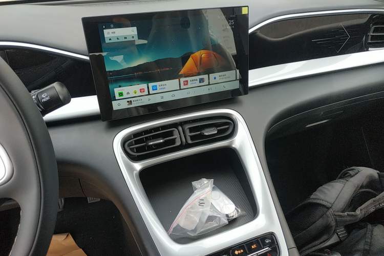 Used Geely Galaxy Geome 2026 Model 310km Youth Edition Audio And AC Panel