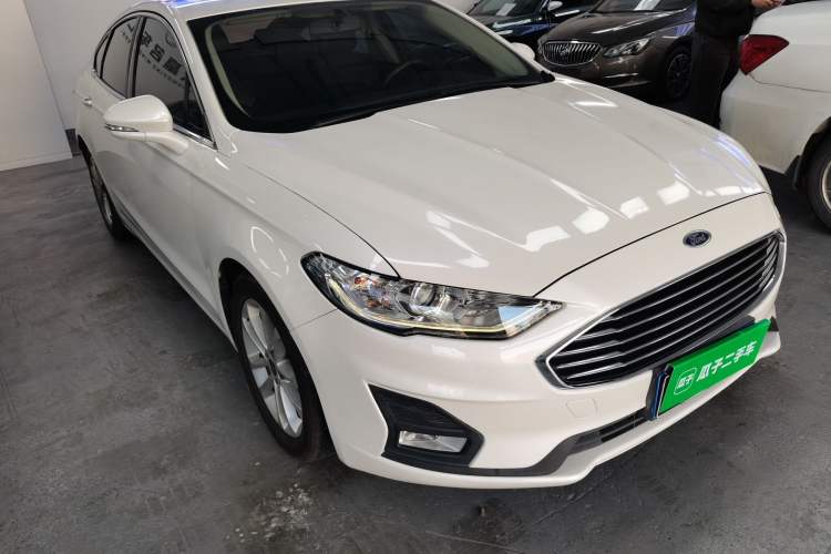 Used Ford Mondeo 2018 EcoBoost 180 Smart Control Fashion Model China VI Standard