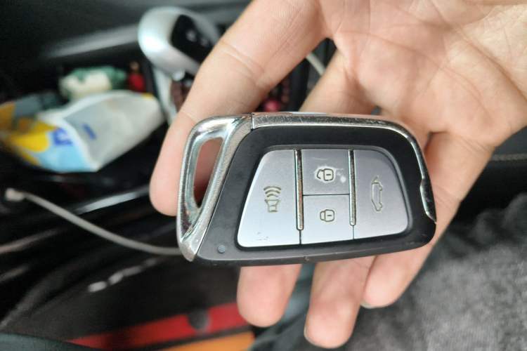 Used JAC Group iEVS4 2019 Luxury Smart Edition Vehicle Key