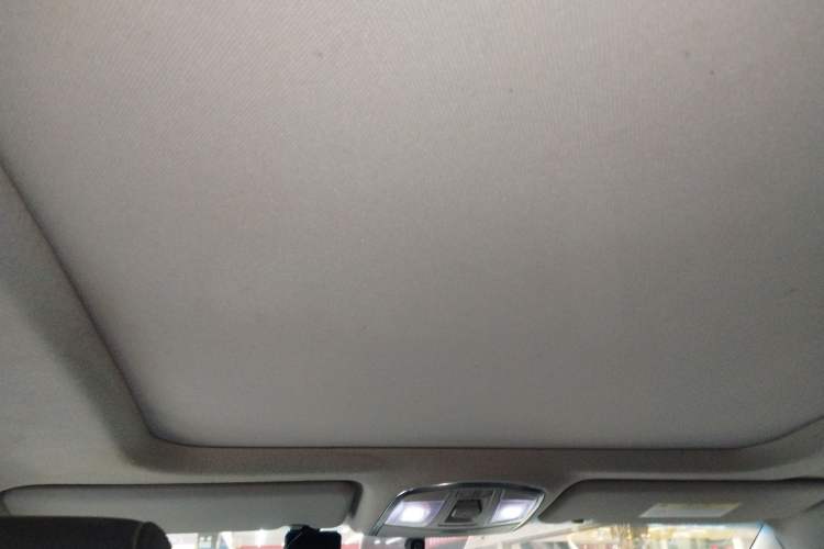 Used Hyundai Tucson 2018 1.6T Dual-Clutch Two-Wheel Drive 15th Anniversary Special Edition