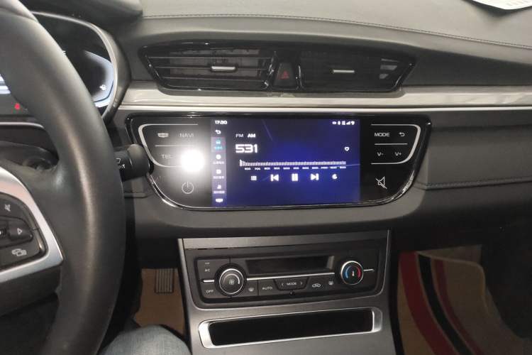 Used Geely Auto Emgrand 2019 Leading Edition 1.5L Manual Upgraded Connectivity Model China VI Standard
