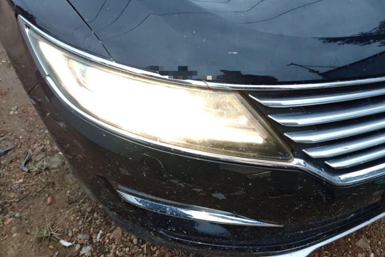 Used Lincoln MKC 2017 2.0T Two-Wheel Drive Deluxe Edition