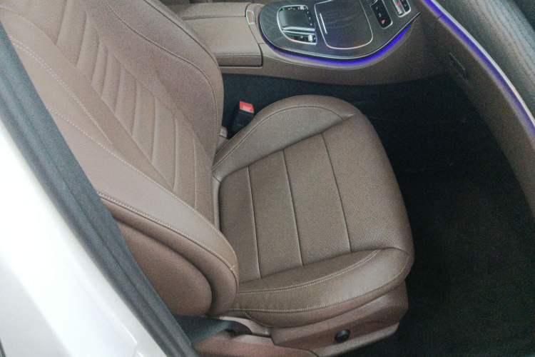 Used Mercedes-Benz E-Class 2019 Restyled E 300 L Sporty and Stylish Edition