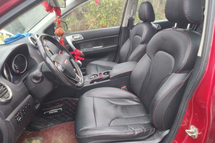 Used Haval H6 2015 Upgraded Model 1.5T Manual Two-Wheel Drive Elite Version
