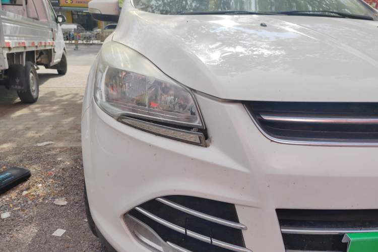 Used Ford Kuga 2015 1.5L GTDi Two-Wheel Drive Fashion Edition Right Front Headlight