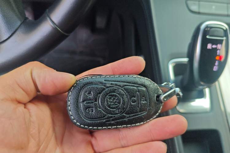 Used Buick LaCrosse 2022 652T Luxury Version Vehicle Key