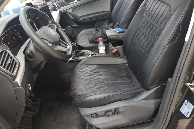 Used Volkswagen Tayron 2024 330TSI Two-Wheel Drive Luxury Plus Advanced Version Left Front Seat