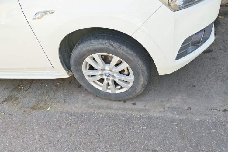 Used Venucia T70 2016 2.0L CVT Smart Choice Edition
