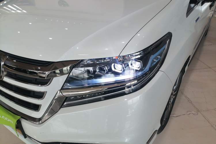 Used Honda Elysion 2019 2.0L Hybrid Luxury Edition
