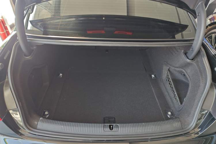 Used Audi A4L 2019 40 TFSI Ambition China VI