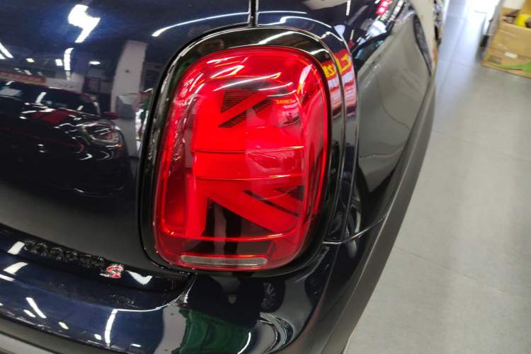 Used MINI MINI 2023 2.0T COOPER S Midnight Escape Special Edition