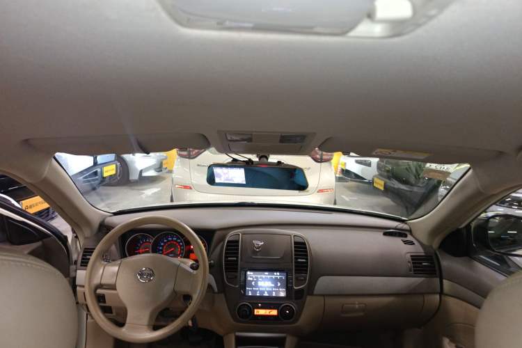 Used Nissan Sylphy 2016 Classic 1.6XE Manual Comfort Edition Headliner