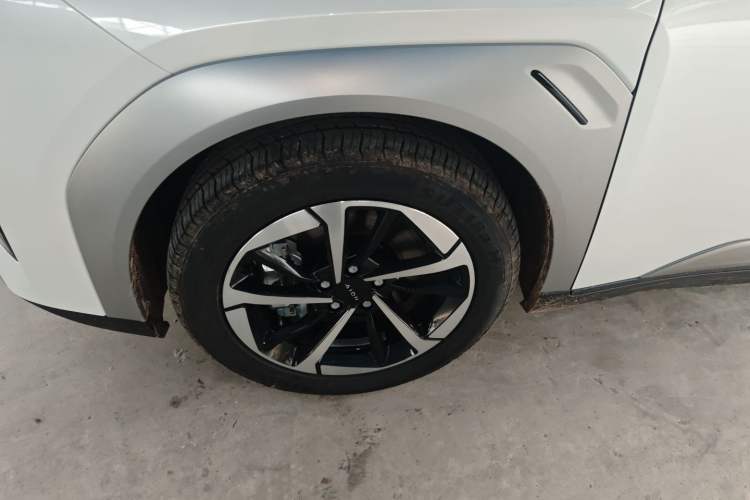 Used AION Y 2024 Younger Star Edition