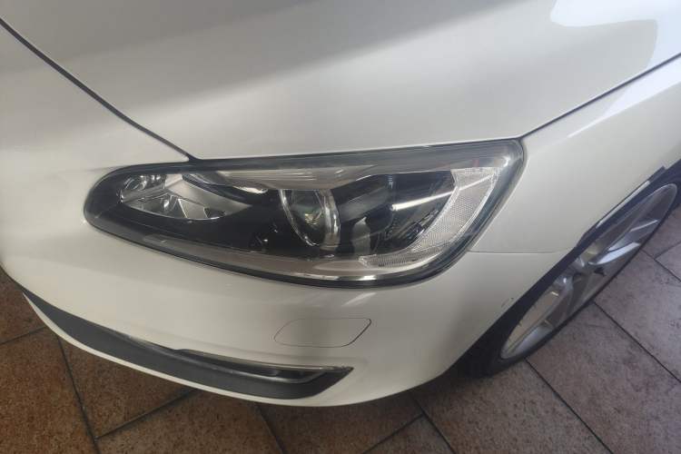 Used Volvo V60 2014 Restyled T5 Zhiya Edition