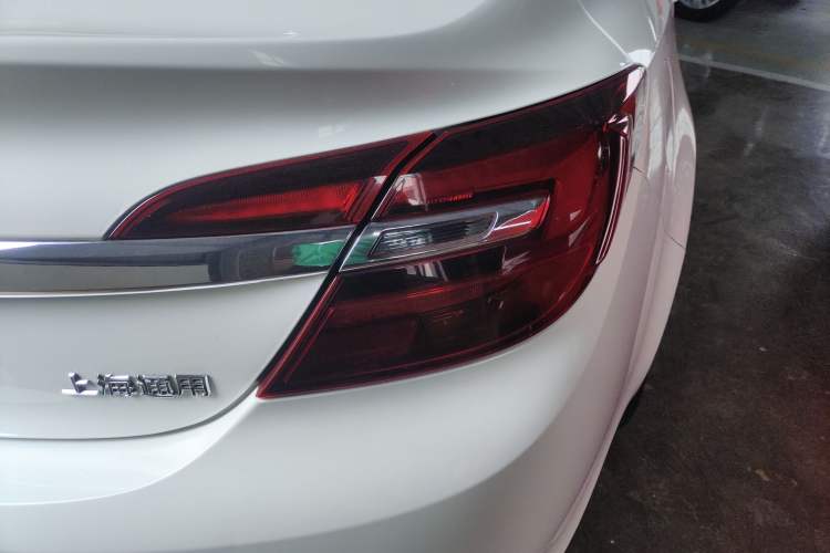 Used Buick Regal 2014 1.6T Fashionable Tech Edition
