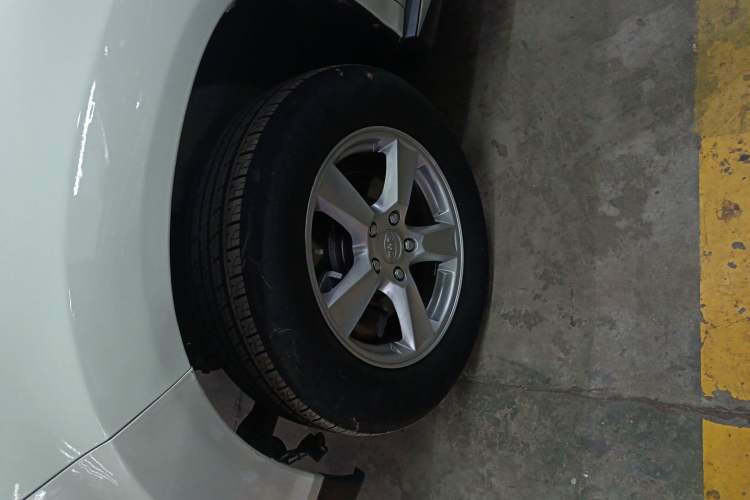Used BYD S6 2013 Platinum Edition 2.0L Manual Elite Model