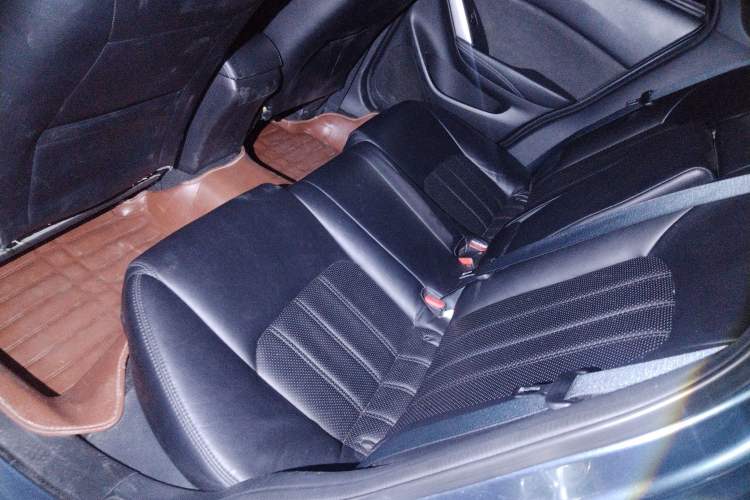 Used Mazda CX-4 2016 2.0L Automatic 2WD Blue Sky Dynamic Edition Left Rear Seat