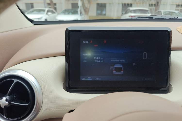 Used Wuling Hongguang MINIEV 2025 Four-Door Version Zhenxiang+ Edition Odometer Close Up