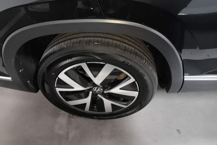 Used Volkswagen Tayron 2023 330TSI Two-Wheel-Drive Luxury Plus Advanced Version