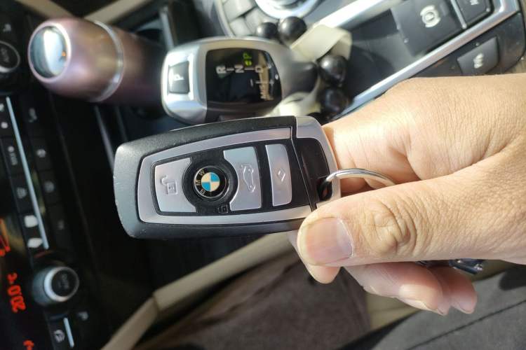 Used BMW 7 Series 2011 730Li Elegant Model Vehicle Key