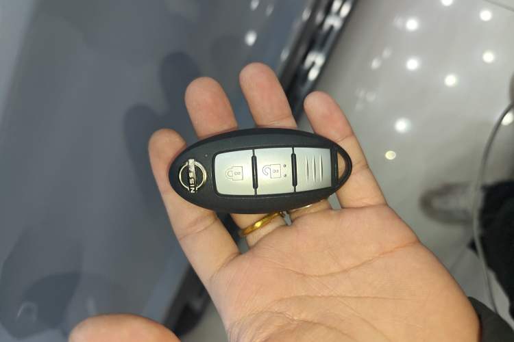 Used Nissan Qashqai 2025 Honor 2.0L CVT XV+ Leading Edition
