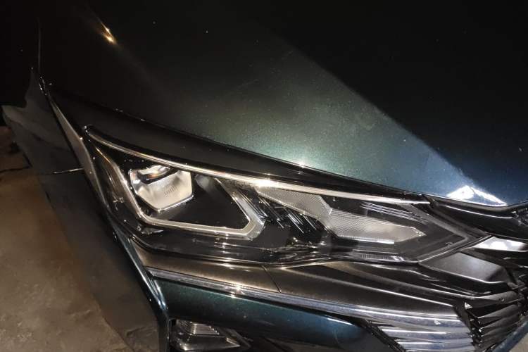 Used Dongfeng Aeolus Yixuan MAX 2021 1.5T Super-Powered Dad Edition
