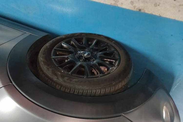 Used MINI MINI 2019 1.5T COOPER Classic Edition Five-Door Version
