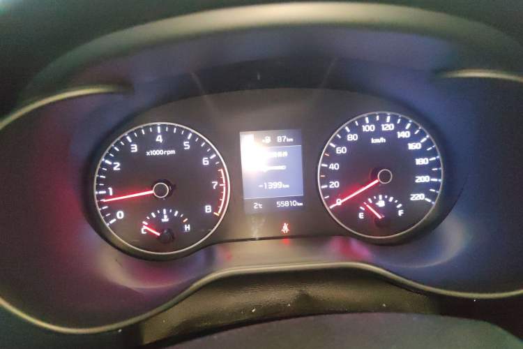 Used Kia KX Cross 2017 1.4L AT GLS
