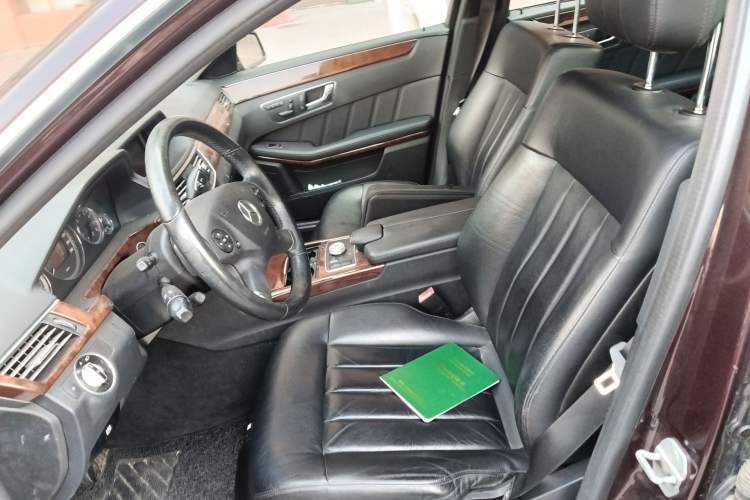 Used Mercedes-Benz E-Class 2011 E 300 L Elegant Model
