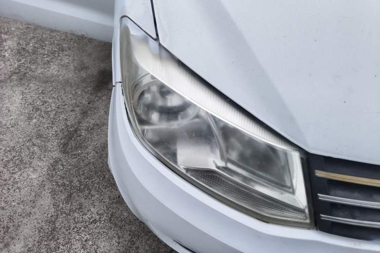 Used Dongfeng Fengon 330 2014 1.5L Manual Utility Version DK15 Right Front Headlight