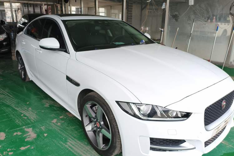 Used Jaguar XE 2015 2.0T 200 PS R-Sport