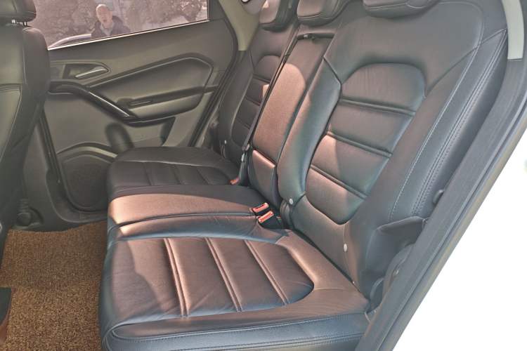 Used MG GS 2015 2.0TGI TST Four-Wheel Drive Flagship Edition
